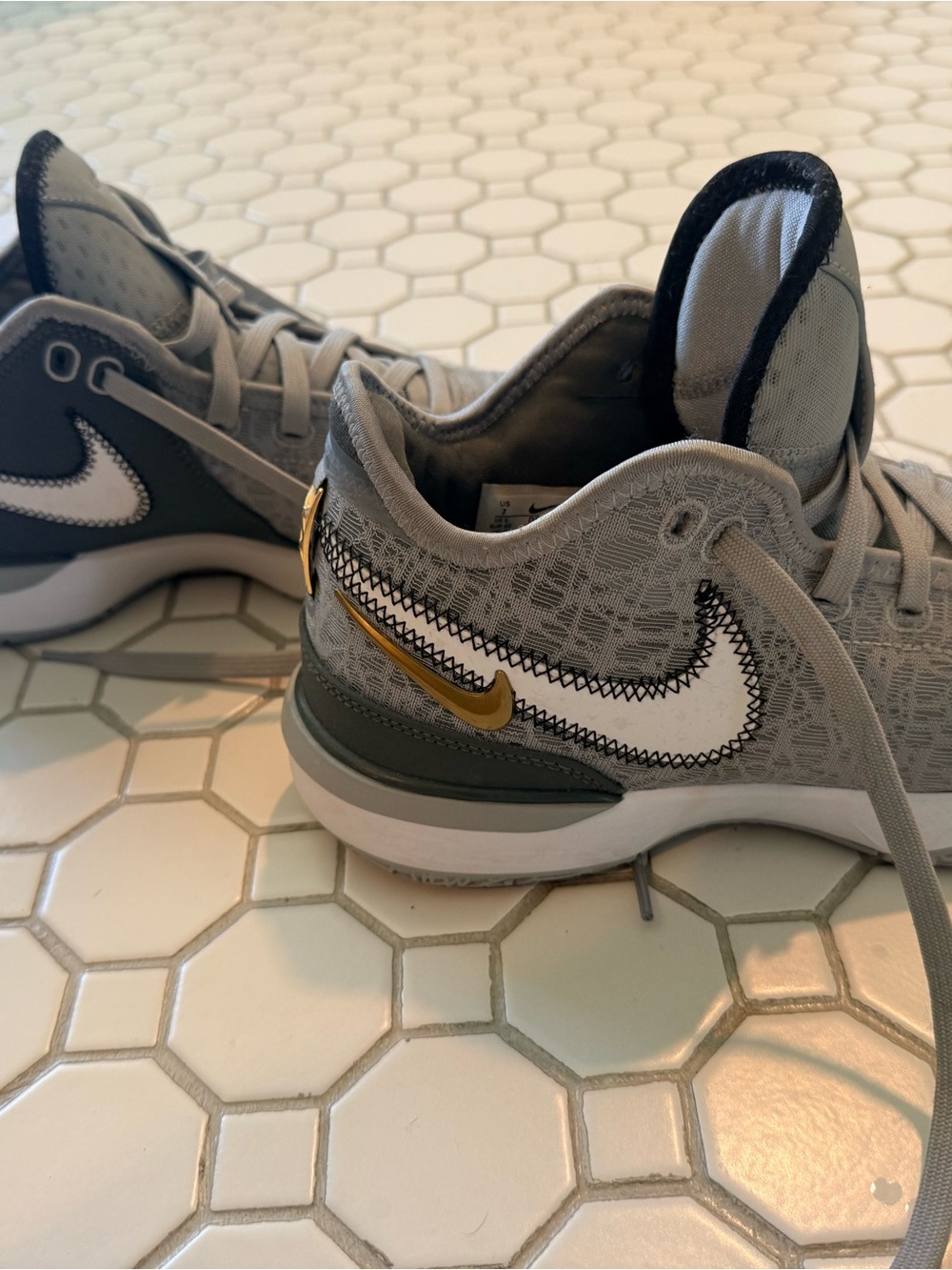 Nike Gray & White Insole Low-Top Sneaker